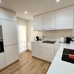 Lux 3-bedroom In The Center Apartman