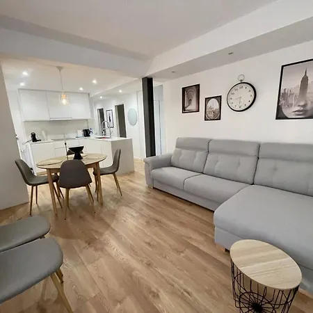 Lux 3-bedroom In The Center Льорет-де-Мар