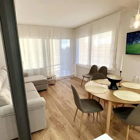 Lux 3-bedroom In The Center דירה *