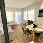 Lux 3-bedroom In The Center Apartman *