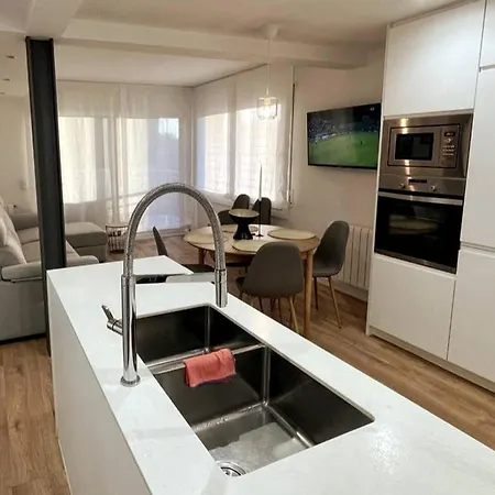 Lux 3-bedroom In The Center アパート リョレート・デ・マル